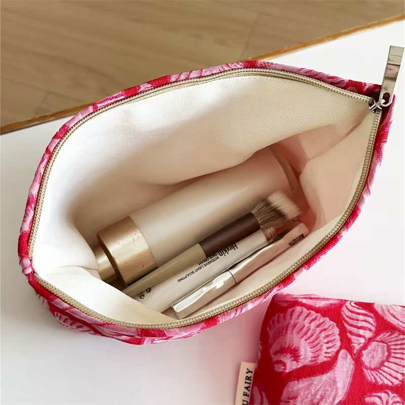 Petite trousse de maquillage v - Skincare D'Alba avis et prix