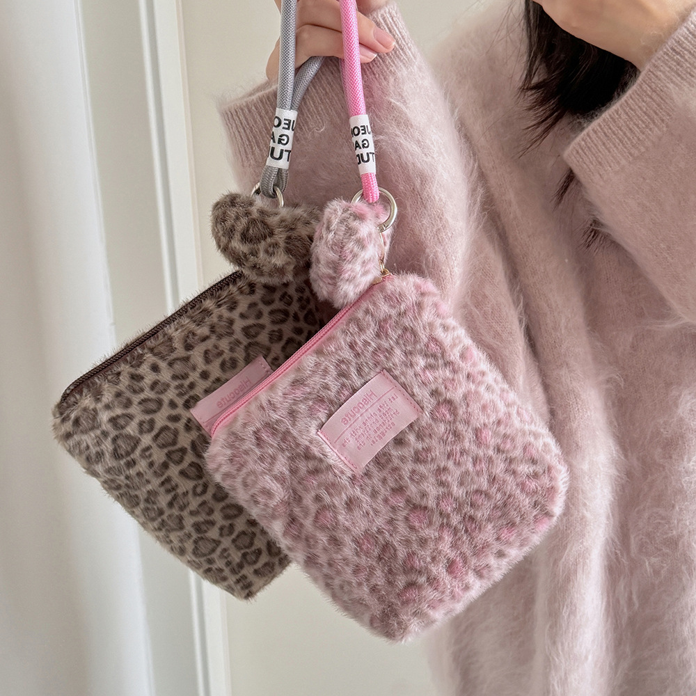 Nouvelle Trousse de Maquillage - Skincare D'Alba avis et prix